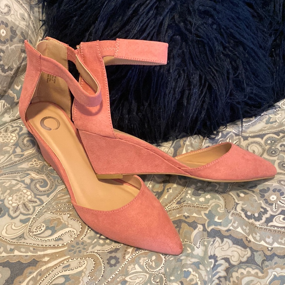 New in box Journee Collection Footwear